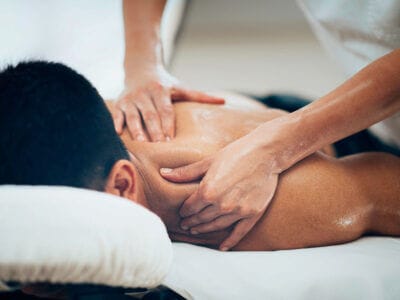 Massoterapia a Milano presso il centro HOY